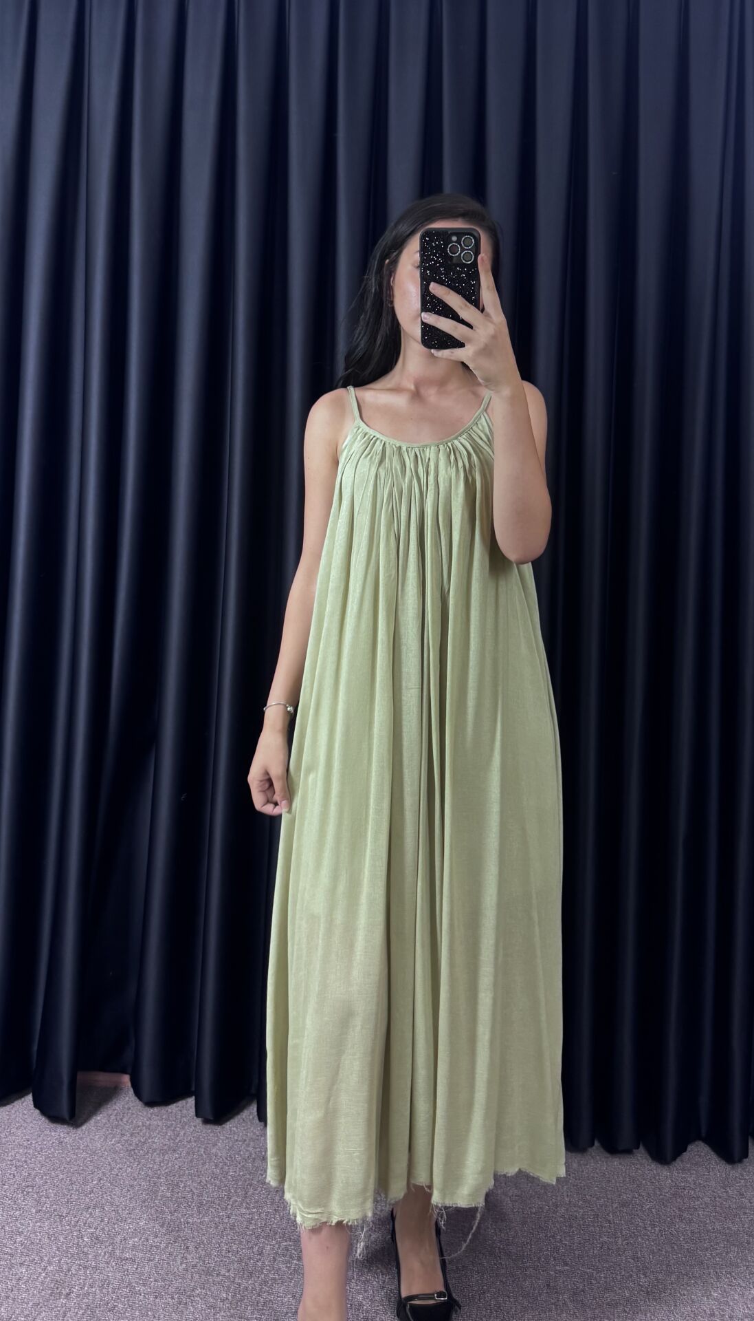 HAKİ ASKILI ELBİSE