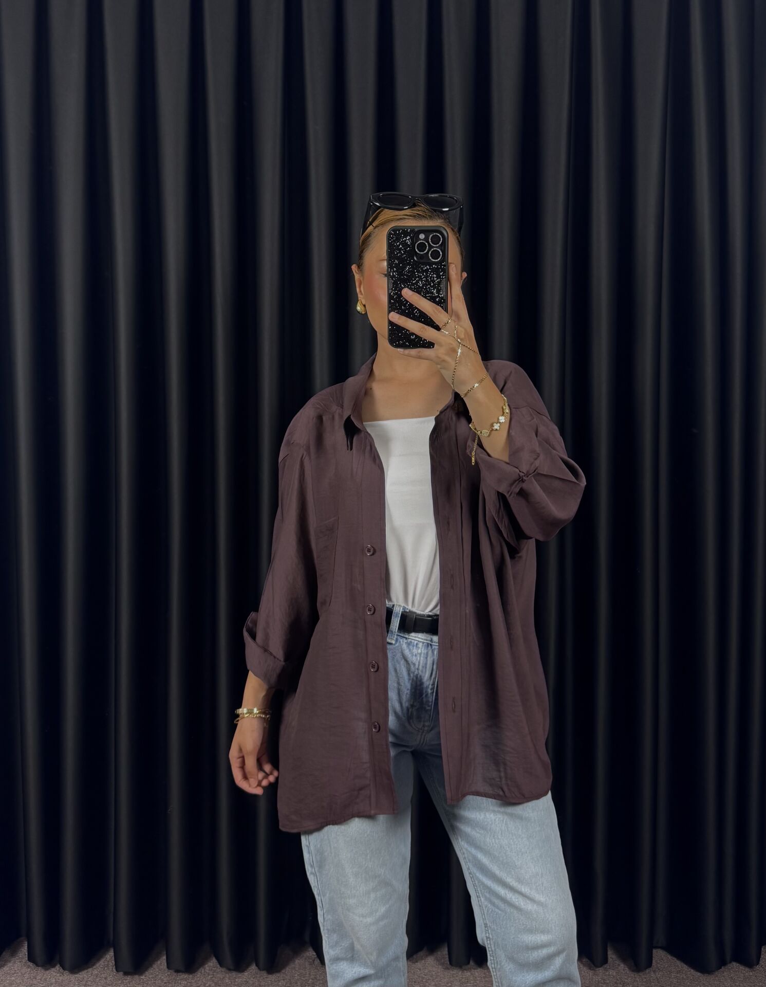 DÜŞÜK OMUZLU OVERSİZE GÖMLEK - MÜRDÜM